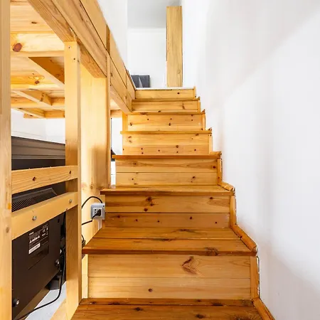 Lalun Aparts 酒店 *