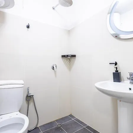 Lalun Aparts Hotell Golem (Tirana)
