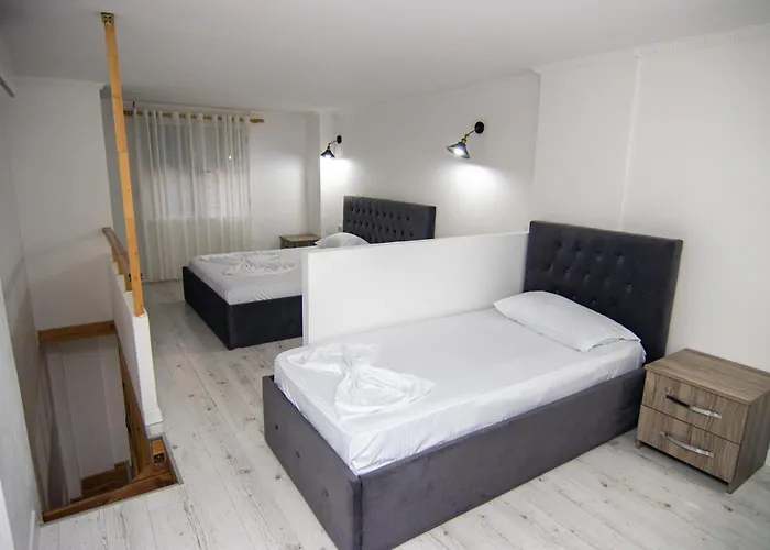 Lalun Aparts * 格勒姆