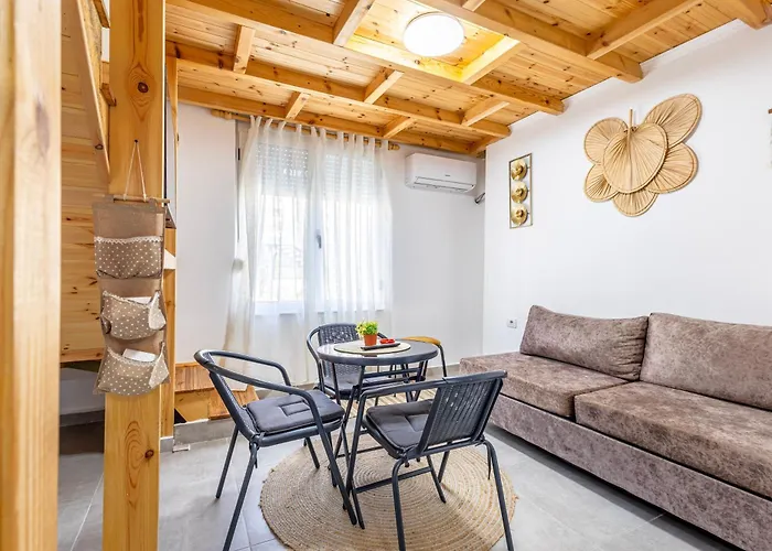 Ξενοδοχείο Lalun Aparts Golem (Tirana)