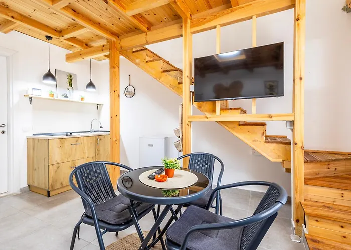 Ξενοδοχείο Lalun Aparts