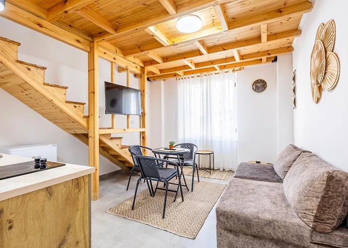 Ξενοδοχείο Lalun Aparts